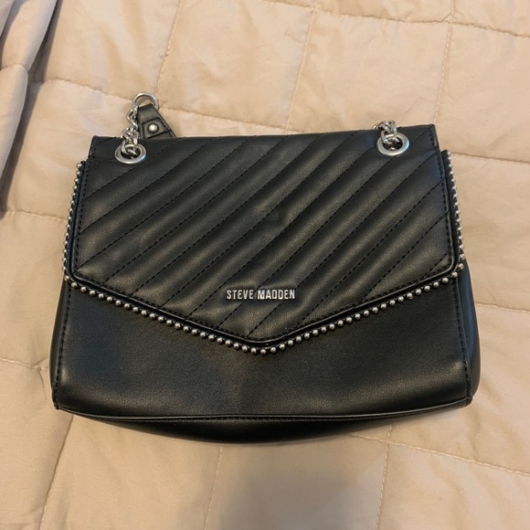Steve Madden black crossbody - Picture 1 of 3